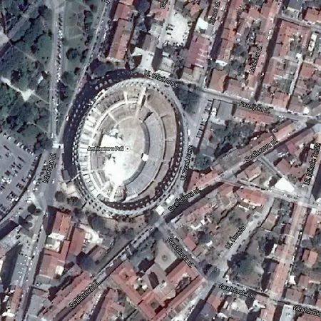 Anna With Free Private Parking * Pula